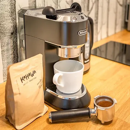 Z Kominkiem.. And Spa, Myweek アパート