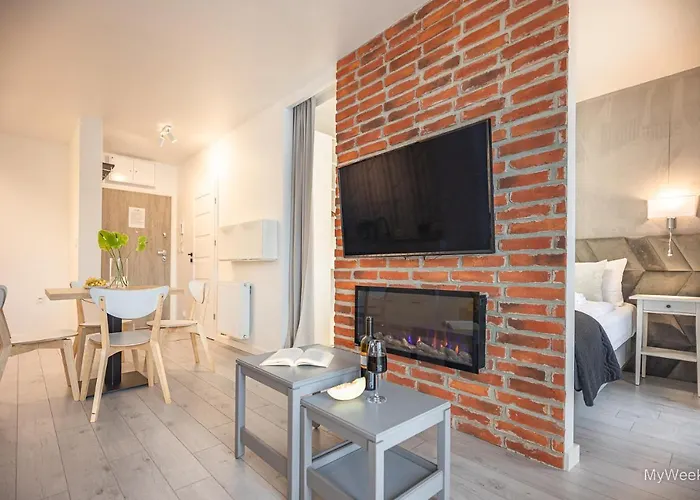 公寓 Z Kominkiem.. And Spa, Myweek