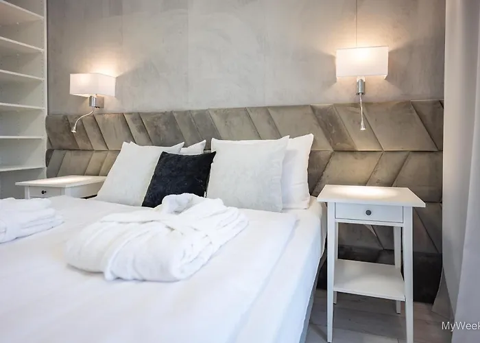 Z Kominkiem.. And Spa, Myweek 公寓 *